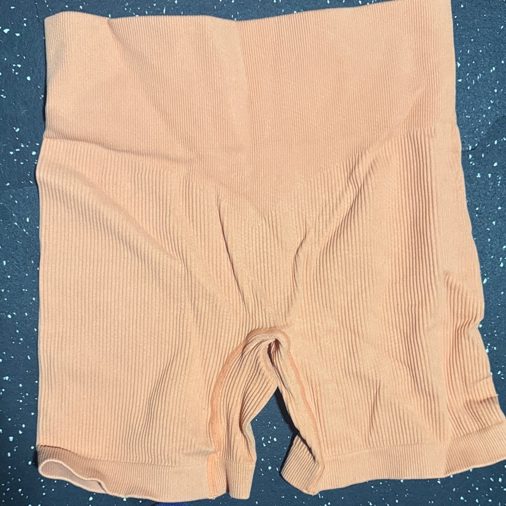 Orange Ribbed Workout Set - Picture 4 of 11